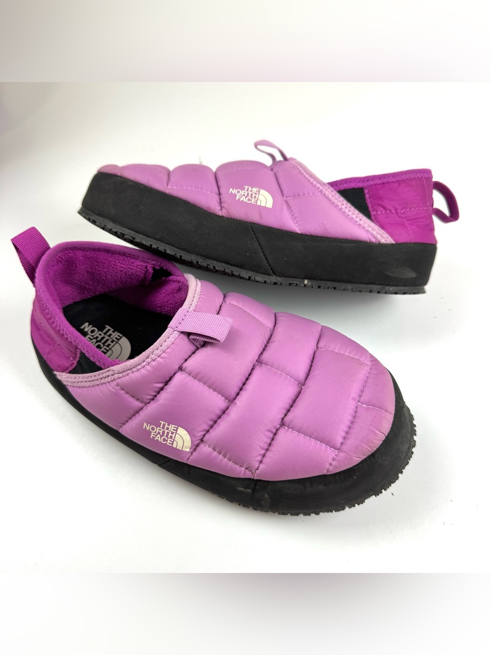 The North Face ThermoBall Traction Mule II Kids Slippers Shoes Youth Sz 5 Purple